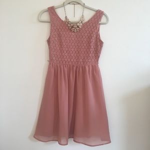 Elegant Lace Dress-Perfect Special Occasion Dress!